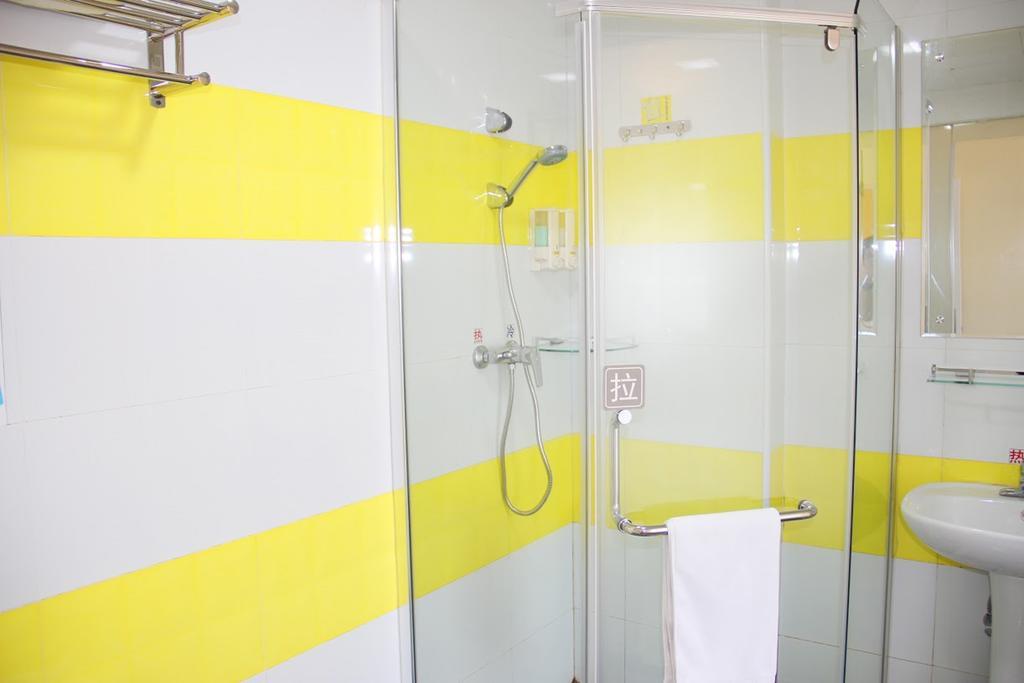 7Days Inn Jiangmen Peng Jiang Qiao North Eksteriør bilde
